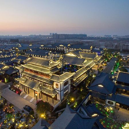 Royal Garden Hotel Shanghai-Free Shuttle To And From Disney & Pvg & Close Metro Line2 Easy To Sha New Expo Dış mekan fotoğraf