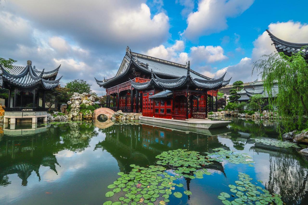 Royal Garden Hotel Shanghai-Free Shuttle To And From Disney & Pvg & Close Metro Line2 Easy To Sha New Expo Dış mekan fotoğraf