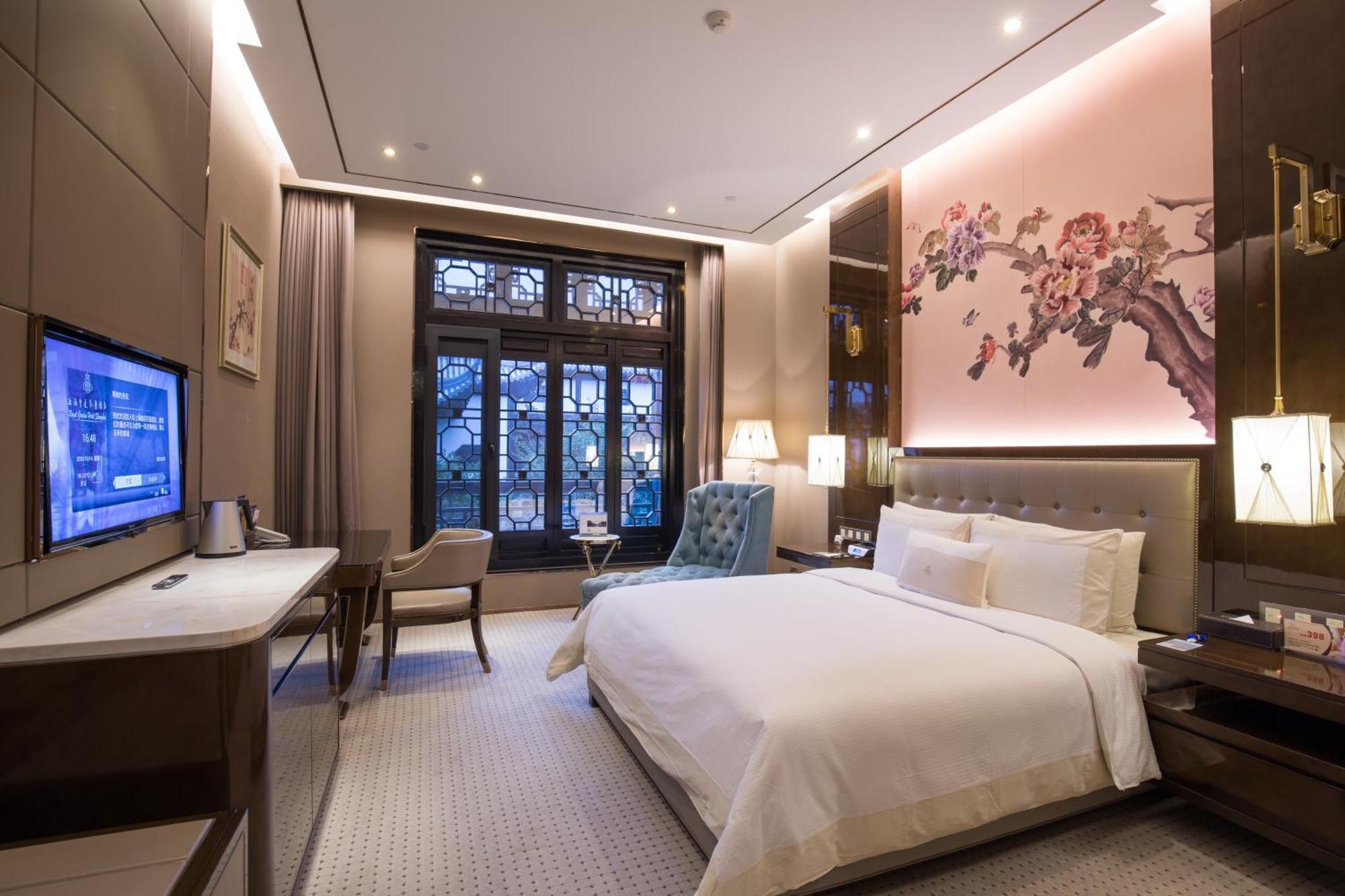 Royal Garden Hotel Shanghai-Free Shuttle To And From Disney & Pvg & Close Metro Line2 Easy To Sha New Expo Dış mekan fotoğraf