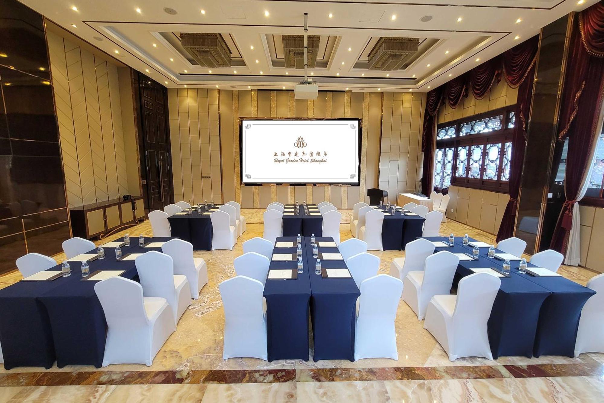 Royal Garden Hotel Shanghai-Free Shuttle To And From Disney & Pvg & Close Metro Line2 Easy To Sha New Expo Dış mekan fotoğraf